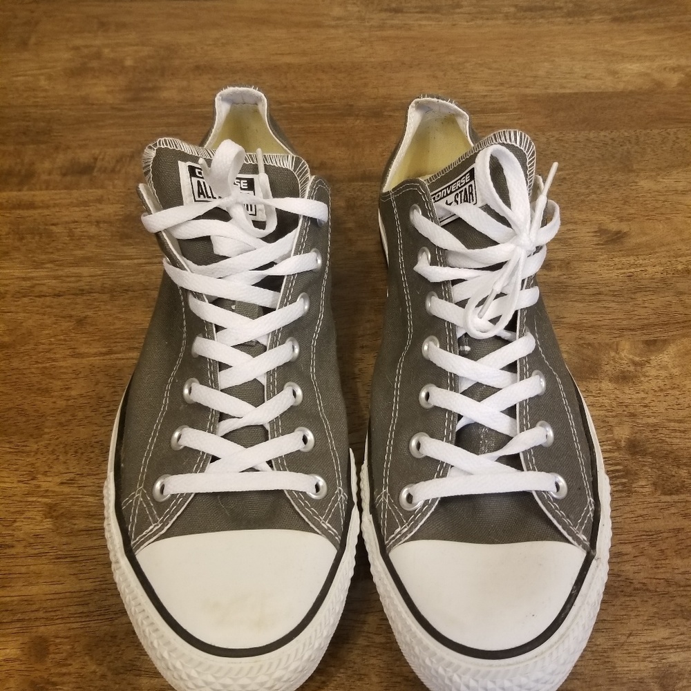 Converse Chuck Taylor's Low Top